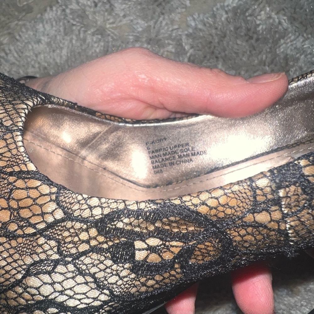 Steve Madden - Picture 3 of 6